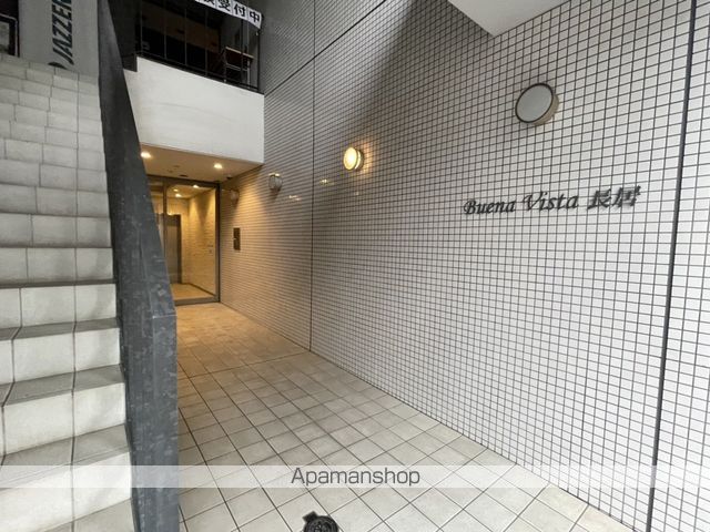 ブエナビスタ長居の玄関写真