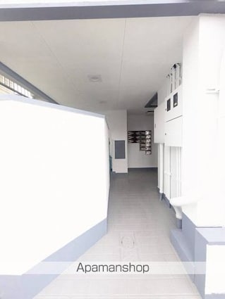 新森サンマンション[1R/11m2]のエントランス