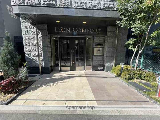 レオンコンフォート上本町カレントの玄関写真