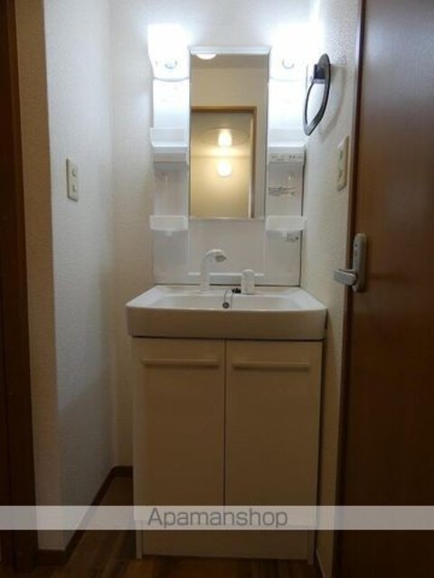 クアトロ千歳台[2LDK/60.79m2]の洗面所