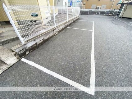 岡山県倉敷市老松町５丁目[1K/34m2]の駐車場