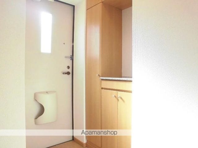 プチ グレーヌAの内装写真