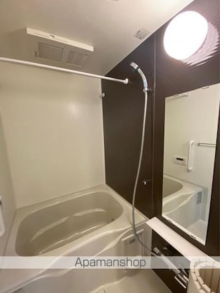 ラティール．Ⅴ　[1K/30.6m2]のバス