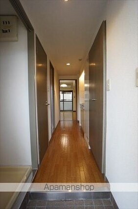 モナティス那古野[1R/26.05m2]の玄関