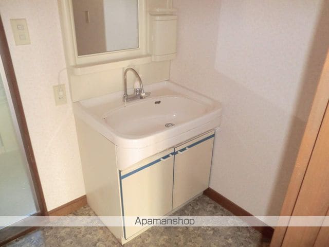 ザ・蘭世2号棟の内装写真