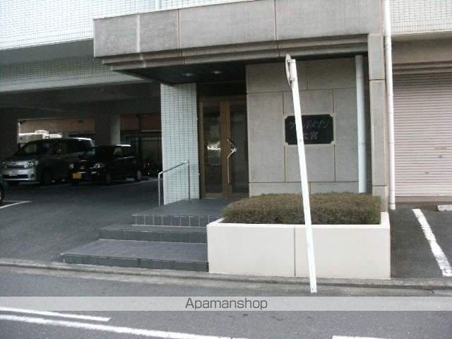 グランドメゾン大宮の玄関写真