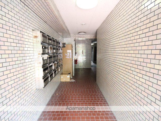 パールマンション万代橋の玄関写真