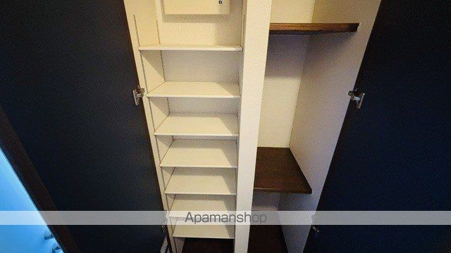Alte Meister AGORAの内装写真