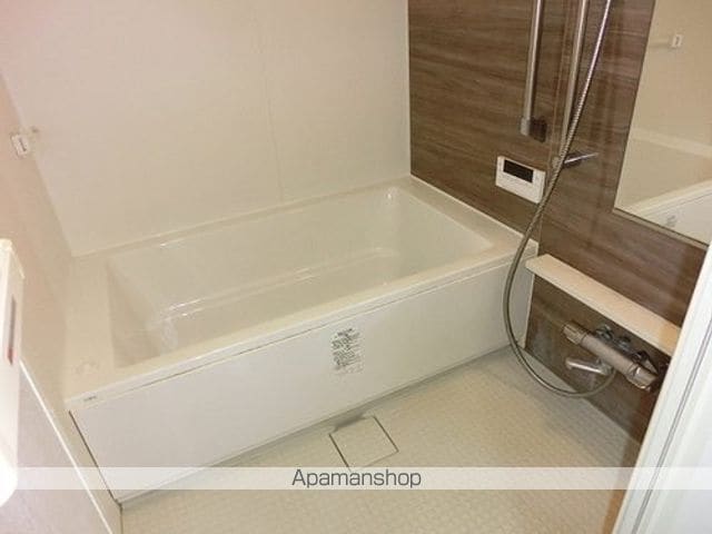 ロイヤルガーデン北前川の内装写真
