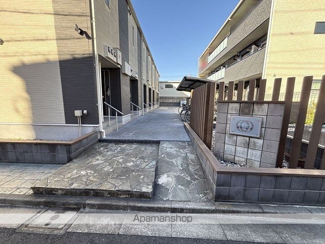 レオネクストボヌールHの玄関写真