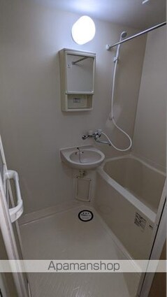 ビューハイツ南町Ｂ棟[1DK/31.5m2]のバス