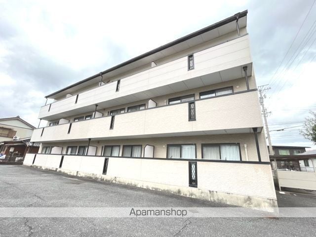 ファミーユ小杉の外観写真