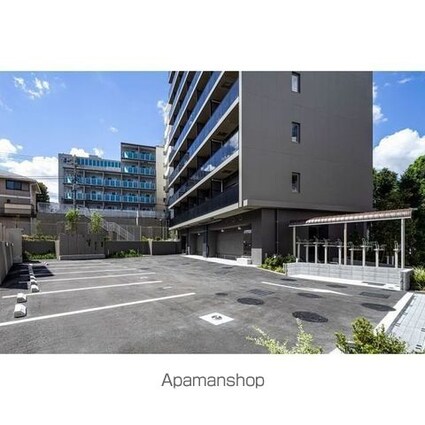 ザ・パークハビオ中野富士見町ガーデン[1LDK/40.74m2]の駐車場1