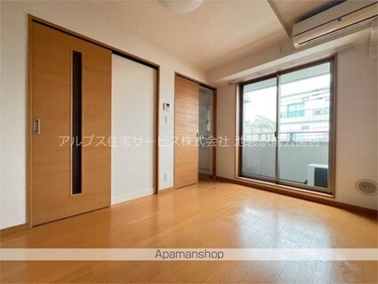 エスポワール西が丘[2DK/39.78m2]のリビング・居間