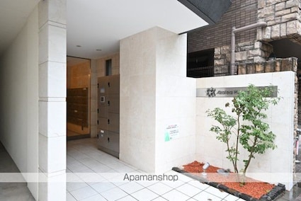 ＡｚａｌｅａＨｏｕｓｅ練馬[2DK/61.74m2]のエントランス3