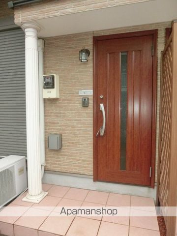 RHB御成台 Aの玄関写真