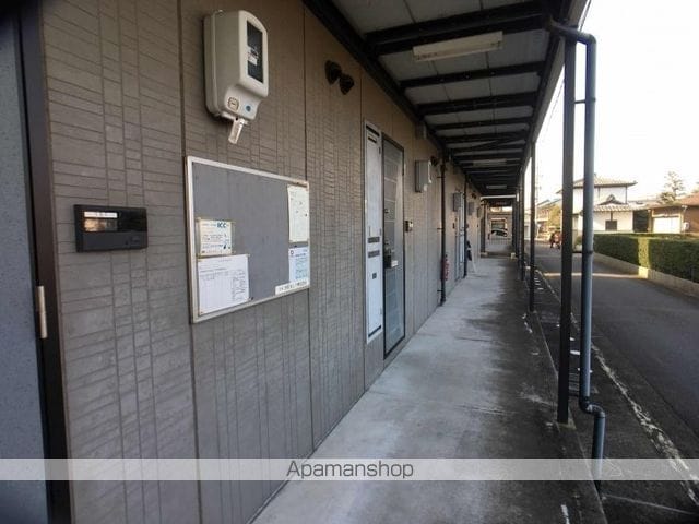 ヴィレッジタカミドー Aの玄関写真