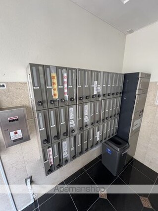 グランドポレストーネ大手町[3LDK/63.7m2]の共用部3