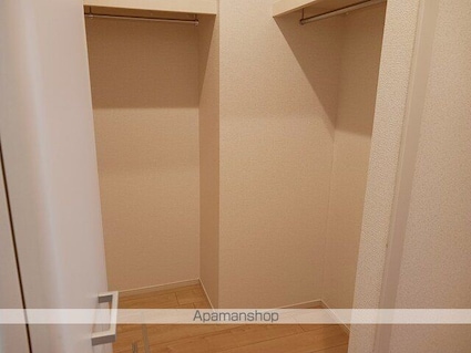 メゾンドゥコルーテ月見[1R/36.25m2]の収納