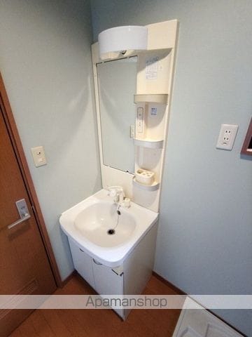 アヴァンセ栗生の内装写真