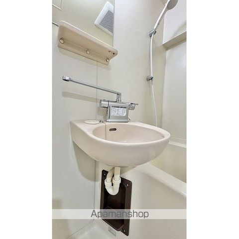 喜多禄コートの内装写真