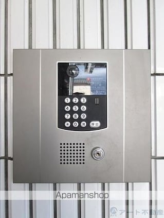 ロイヤルアネックス土居田[3LDK/63m2]のエントランス1