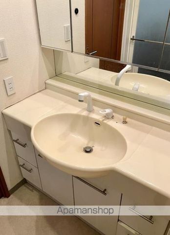 クレストフォルム上野グランステージの内装写真