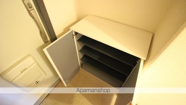 グランドハイツ栄の内装写真