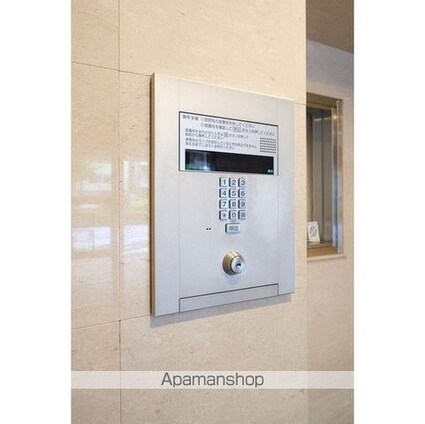 ＫＤＸレジデンス早稲田鶴巻[1K/19.45m2]のエントランス2