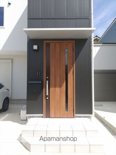 島崎町戸建[3LDK/92.76m2]のエントランス