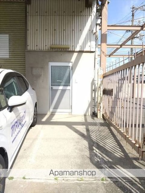 舟津町倉庫[1R/193.34m2]のエントランス