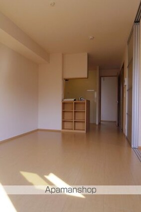 ゼルコヴァ北野[1LDK/33.39m2]のリビング・居間