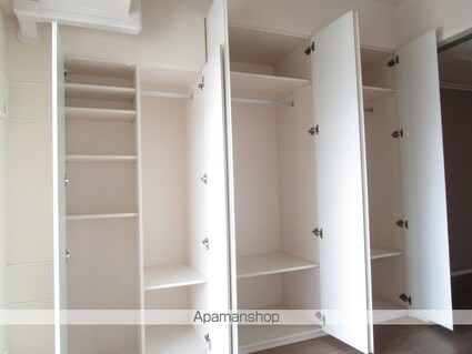 ルフォンプログレ中野富士見町[1DK/26.13m2]の収納