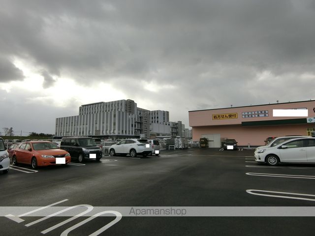 ファミール吉川の周辺写真