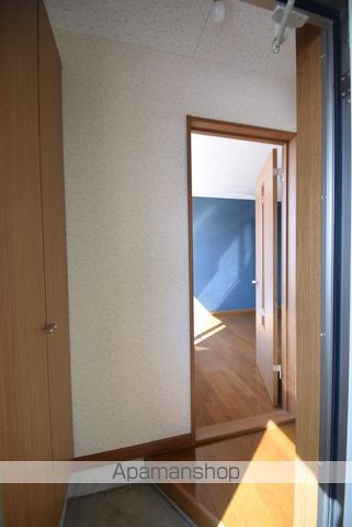 プレズィール豊岡Bの内装写真