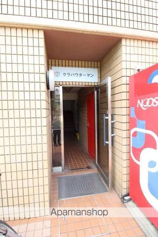 クラバウターマンの玄関写真