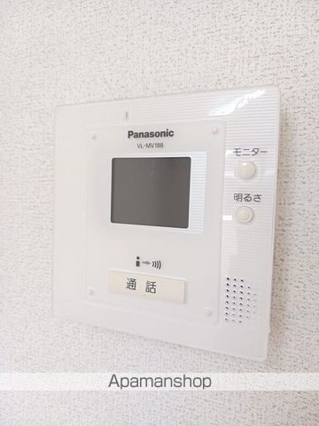 サンクレスティーの内装写真