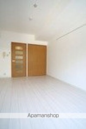 Ｔ’ｓ　ｇａｒｄｅｎ元町[1K/29.62m2]のリビング・居間2