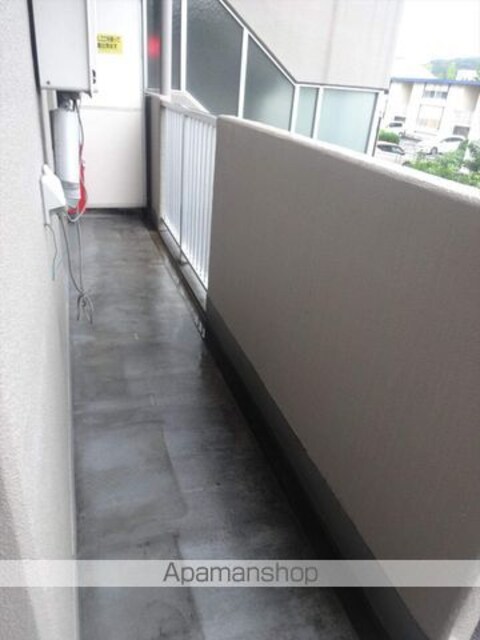 和歌山県和歌山市塩屋５丁目[2LDK/48.87m2]のバルコニー