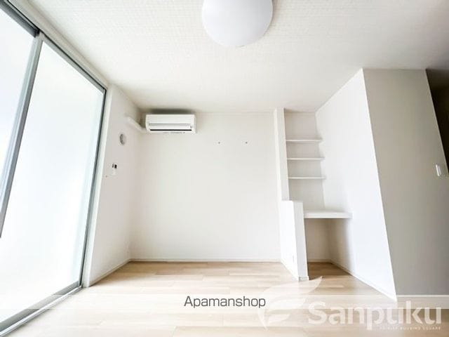 エトワール プレジーの内装写真