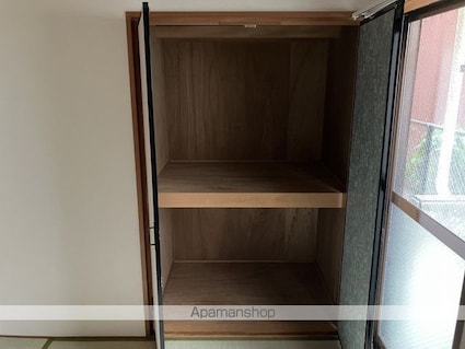 伊勢ハイツ[2DK/33.34m2]の収納