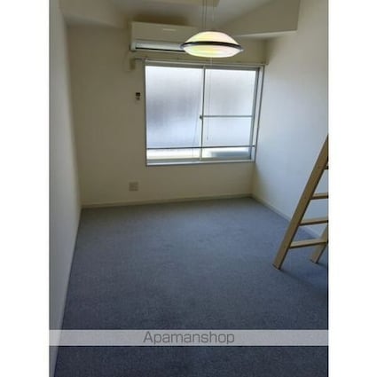 ティーエムズ香坂[1R/19.87m2]のリビング・居間