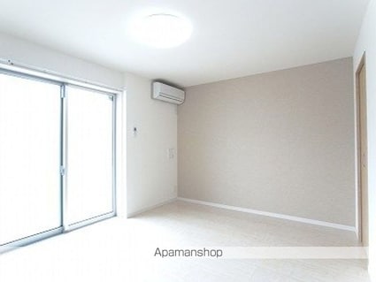 リブリ・Ｄａｉｍａｃｈｉ[1K/26.08m2]のリビング・居間2