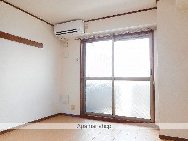 プラシードカーサの内装写真