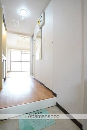 サンパレス南町[1R/15.86m2]の玄関