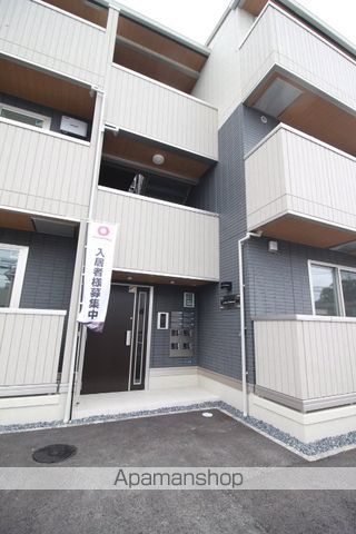 ラルゴ スターダストの玄関写真