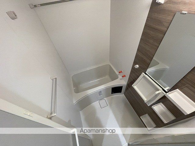 セレニテ江坂ミラクの内装写真