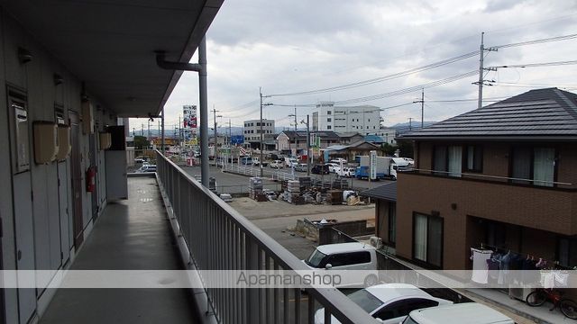 トゥエルブライツの周辺写真