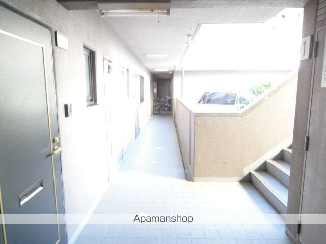 サンライズ三国ヶ丘の玄関写真