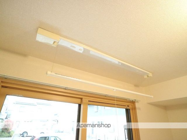 ロイヤルコート越坊 A棟の内装写真